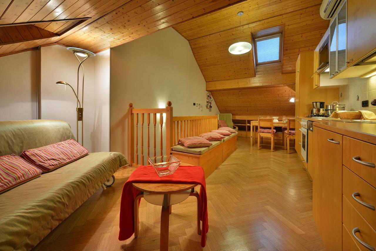 Old Town Apartments Tyn Praga Zewnętrze zdjęcie